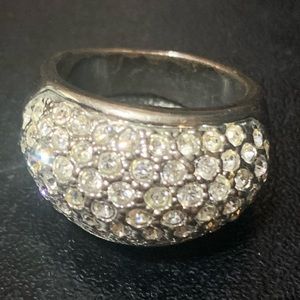 Cubic zirconium ring